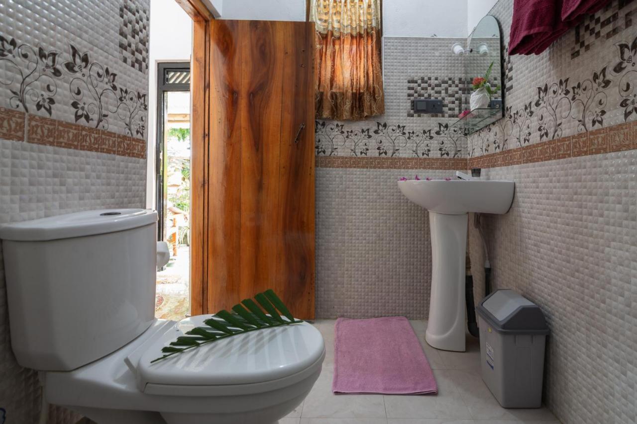 Comfort Beach Hotel Arugam Kudah Eksteriør bilde