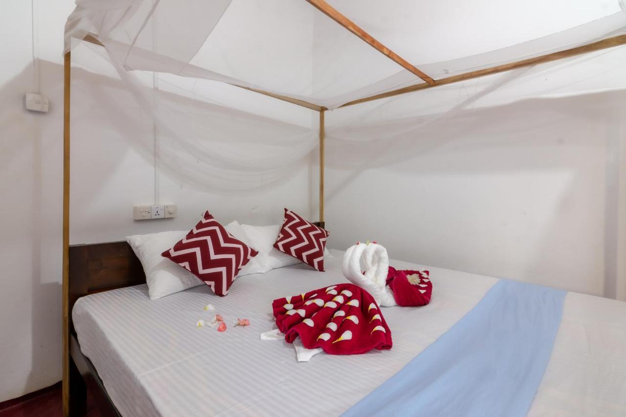 Comfort Beach Hotel Arugam Kudah Eksteriør bilde