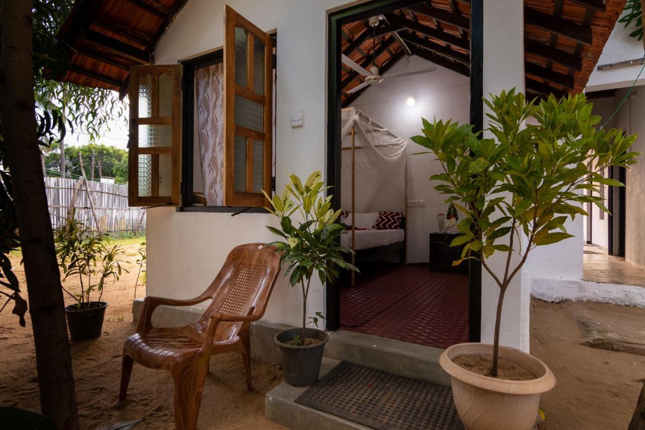 Comfort Beach Hotel Arugam Kudah Eksteriør bilde