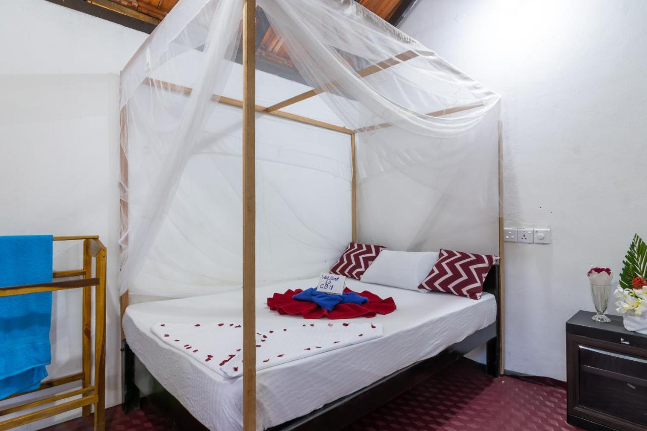 Comfort Beach Hotel Arugam Kudah Eksteriør bilde